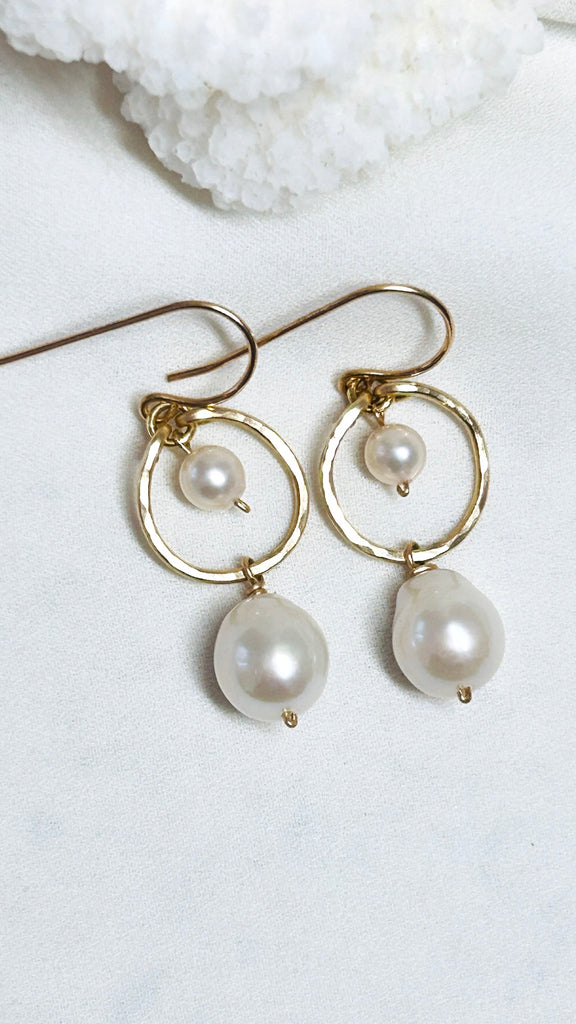 Gillian hoop earrings - Freshwater Pearl