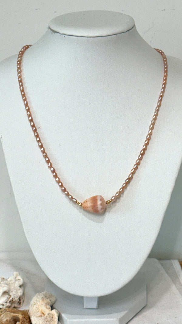 MIA shell necklace - Abbreviated cone