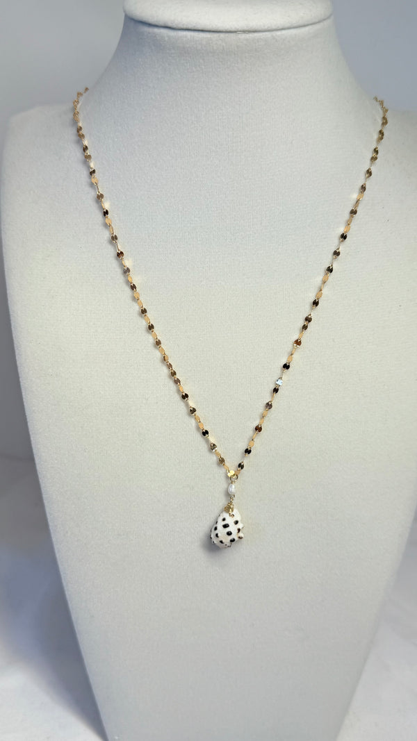 Drupe shell x keshi necklace