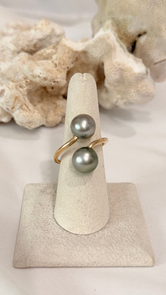 Platinum gray wrap ring