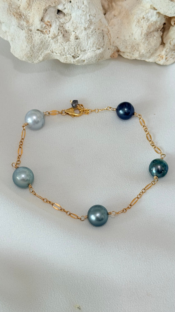 Tahitian Tin Cup pearl bracelet