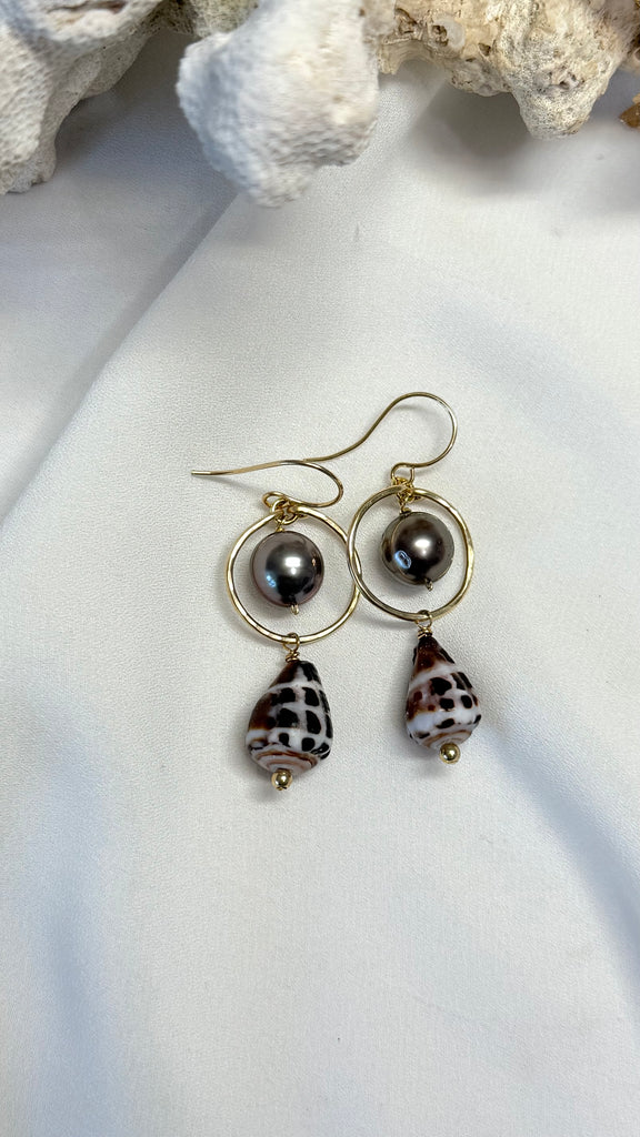 Gillian shell earrings - Hebrew
