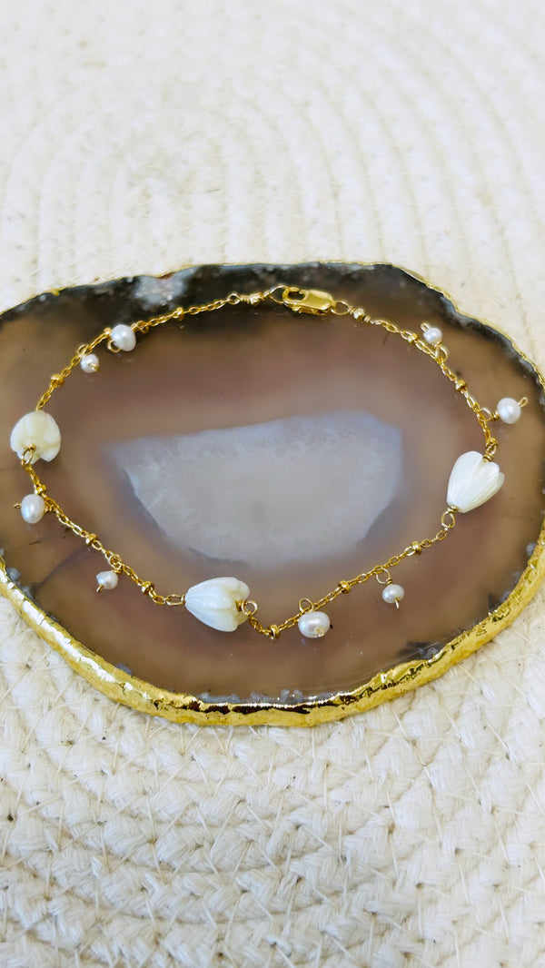 Celestial bracelet - Pikake