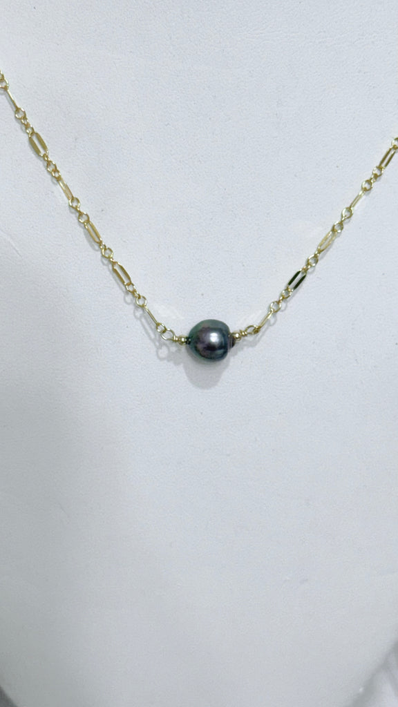 Tahitian keshi bar necklace