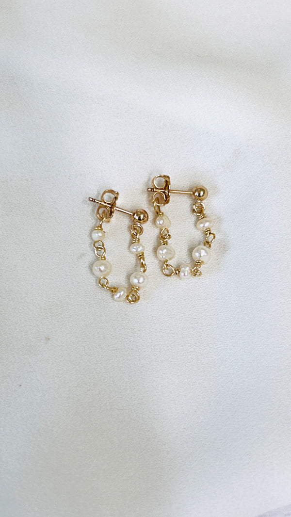 Evelyn keshi post hoop earrings