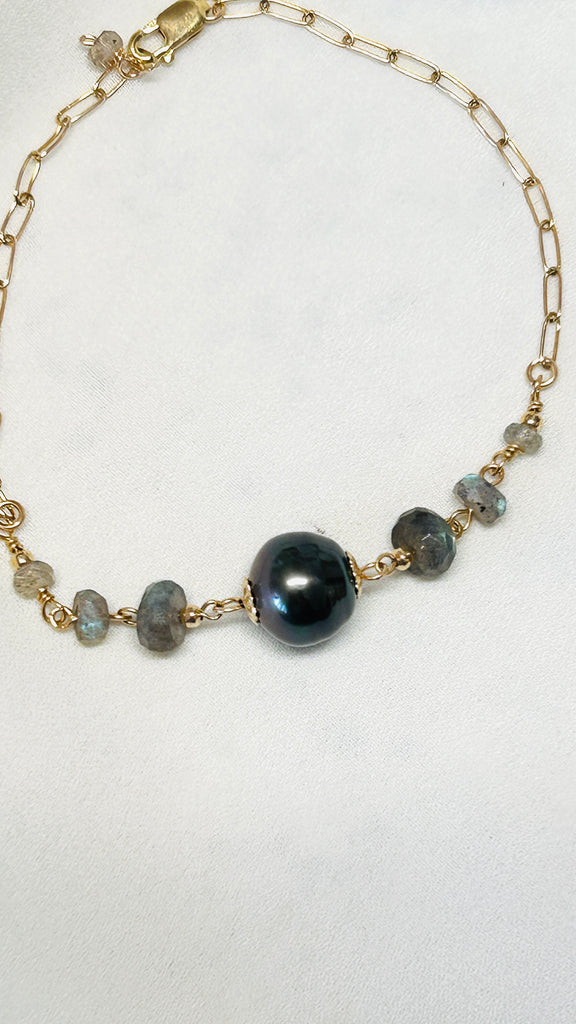 Clarice bracelet - Labradorite