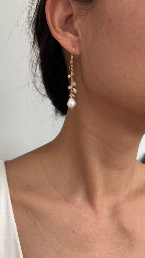 CELESTIAL drop earrings - Freshwater pearl
