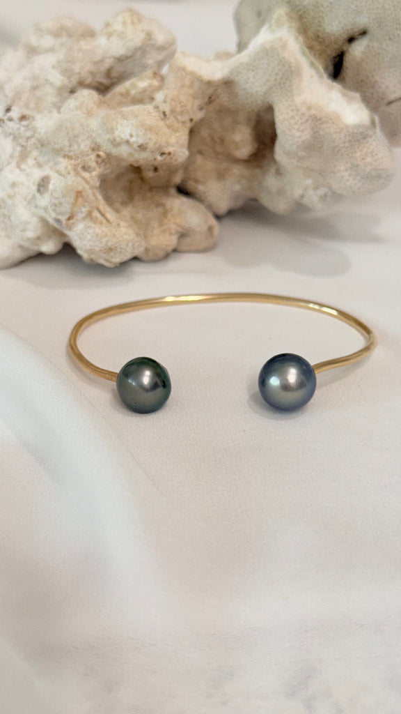 Double Tahitian cuff