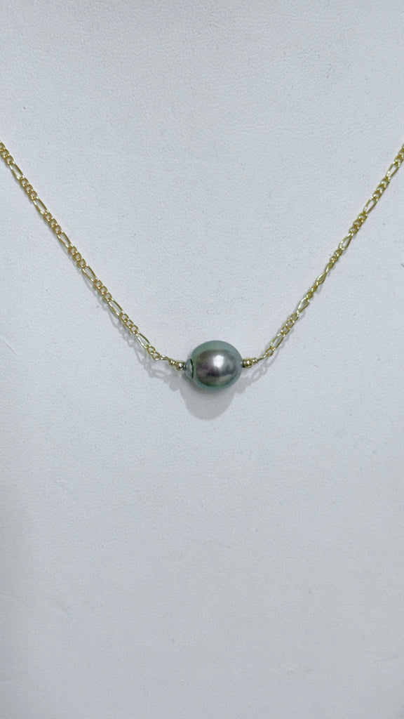 Exotic Tahitian pearl choker