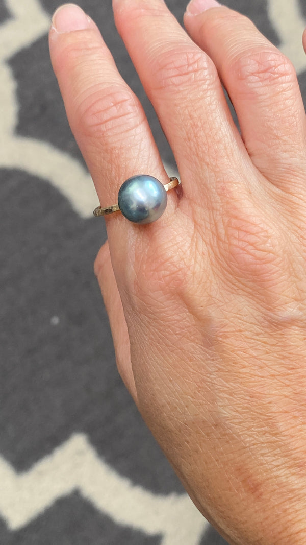 Tahitian Pearl Solitaire ring - Cerulean blue