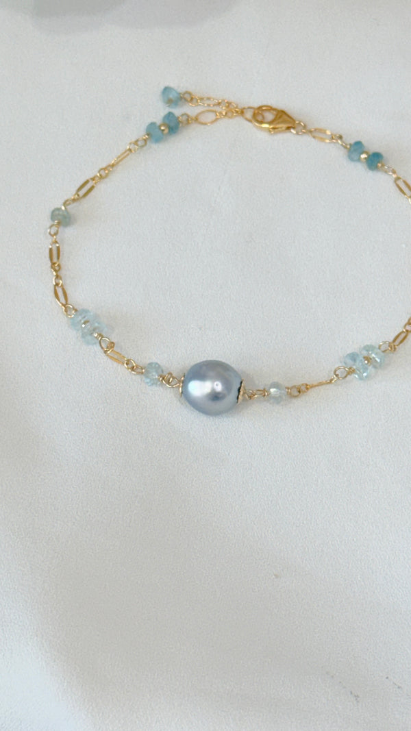 Belle bracelet - Icy Blue Tahitian