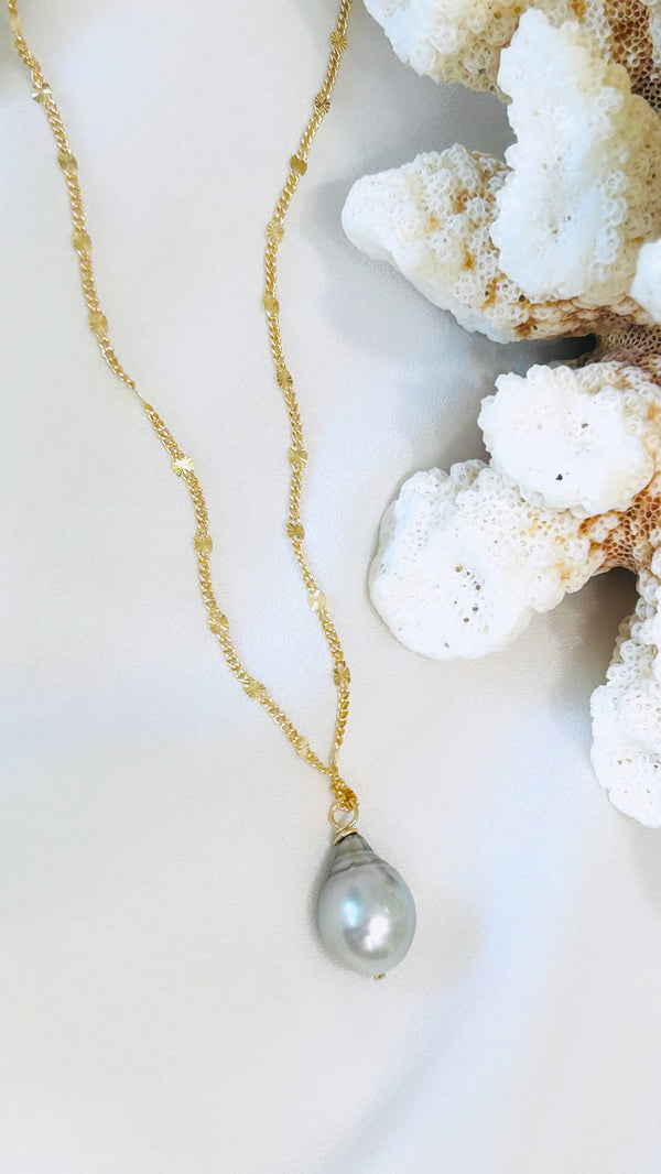 Tahitian Pearl pendant necklace