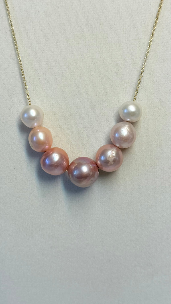Jupiter Edison pearl necklace