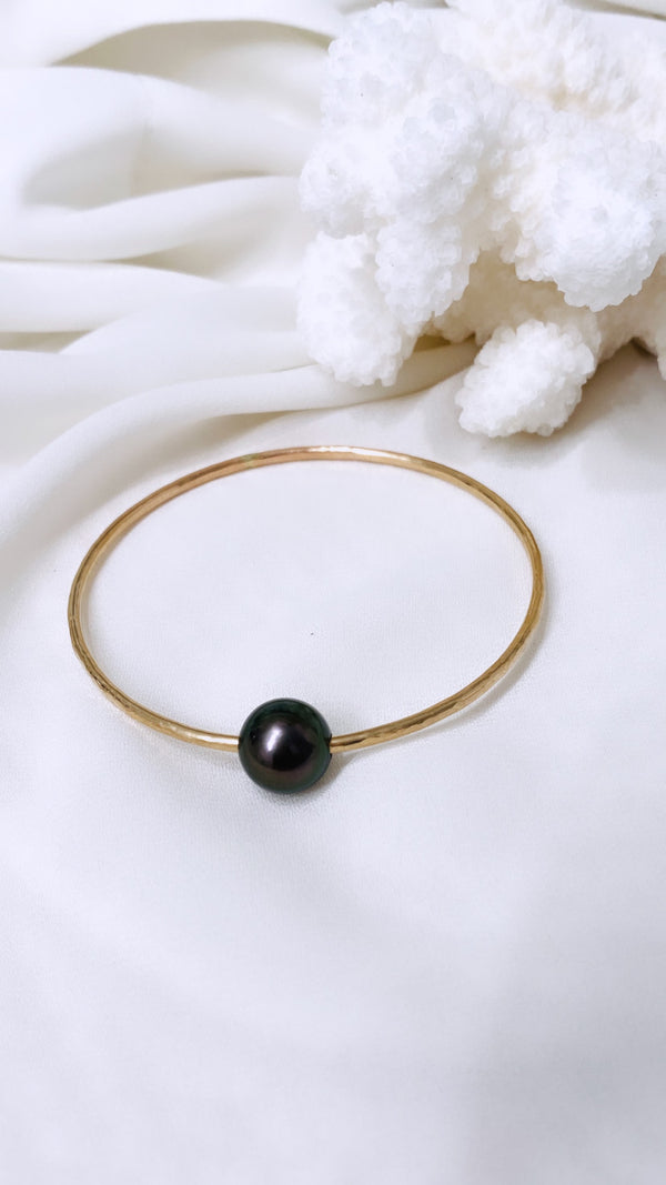 Peacock Tahitian bangle