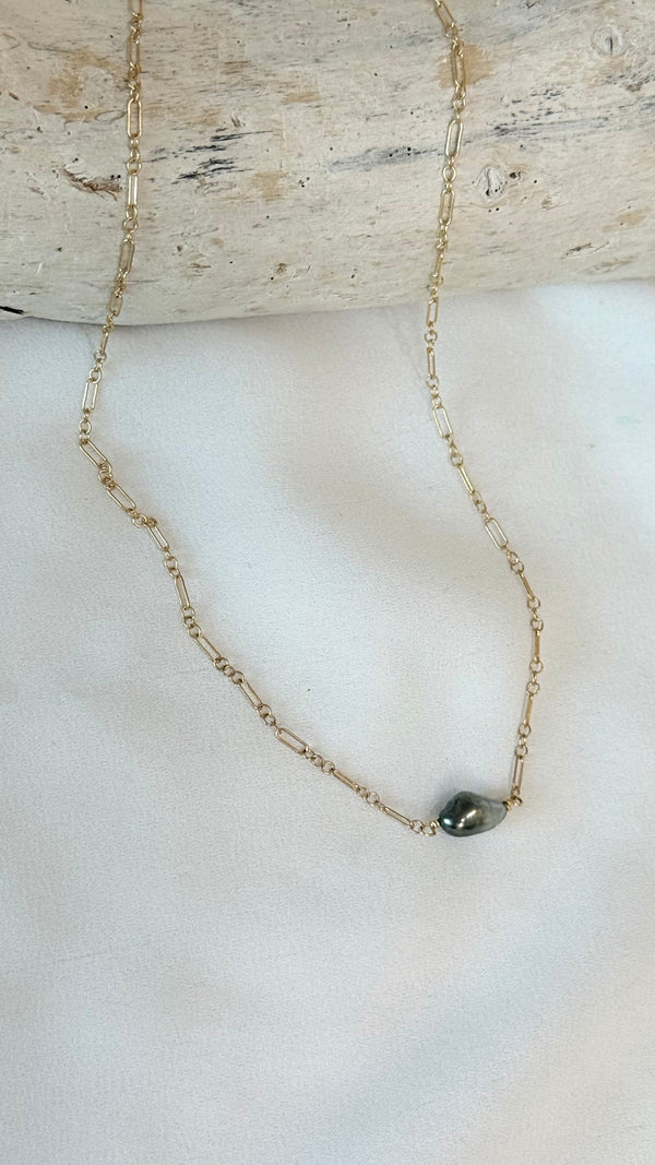 Stella Tahitian Keshi choker