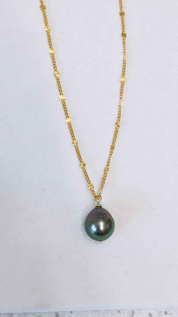 Tahitian Pearl pendant necklace