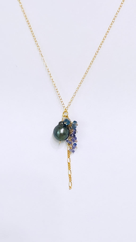 Trellis lariat - Purple Blue Tahitian pearl
