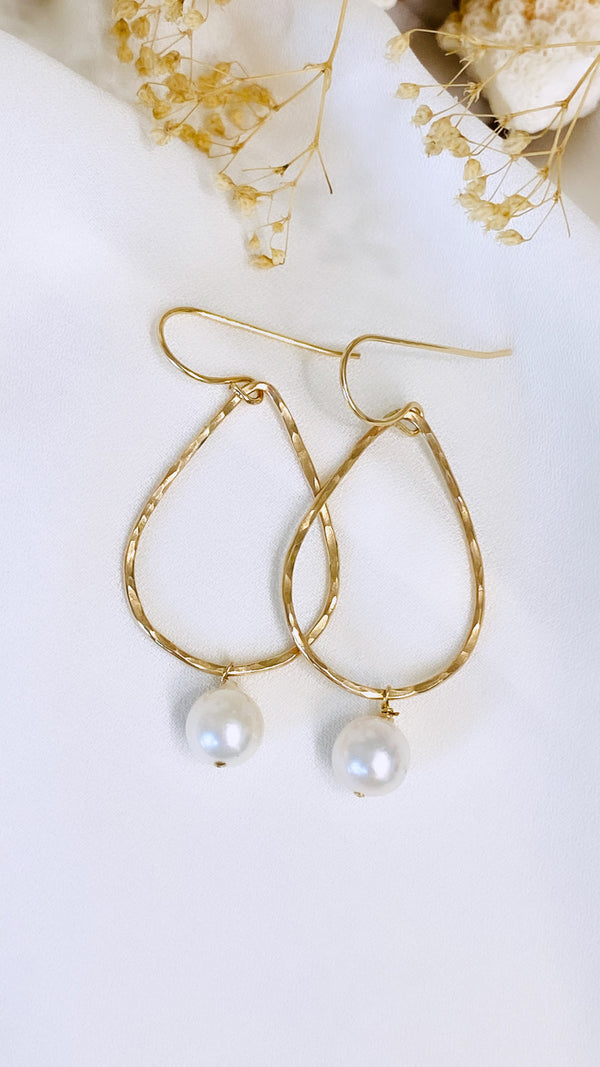 Teardrop earrings - Akoya Pearl