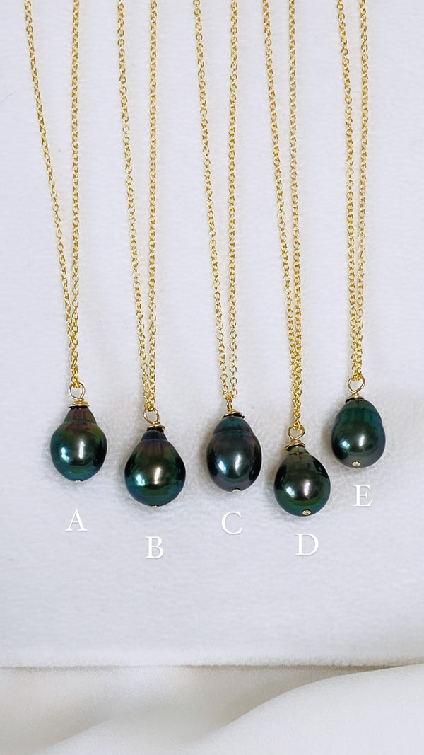 Tahitian pendant necklace