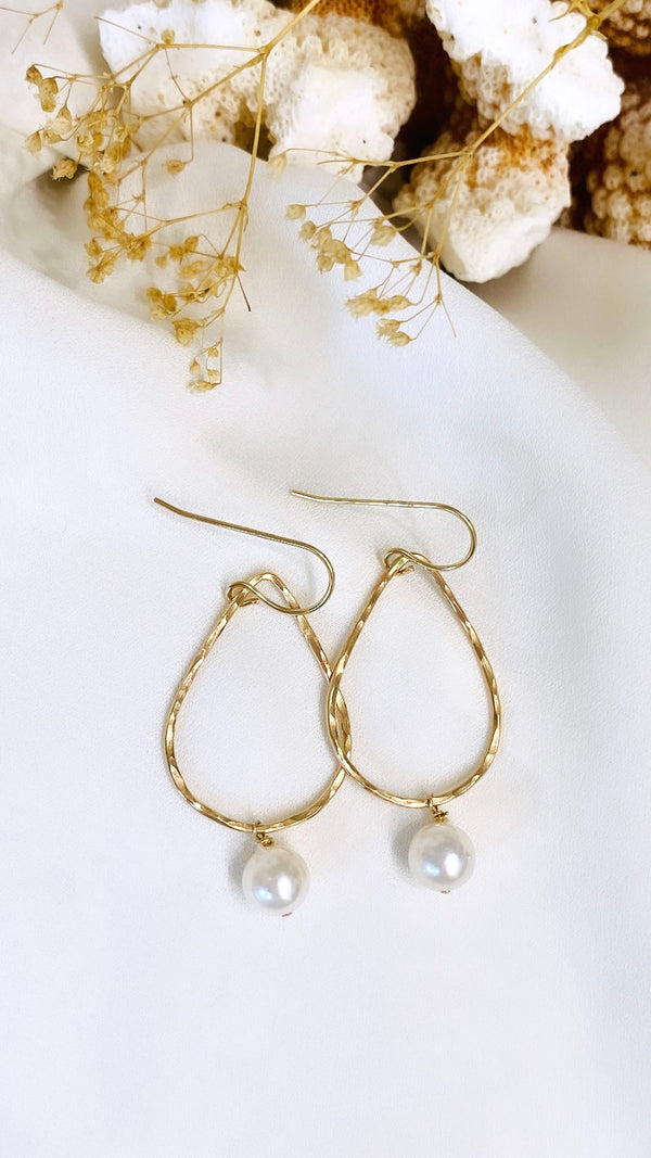 Teardrop earrings - Akoya Pearl