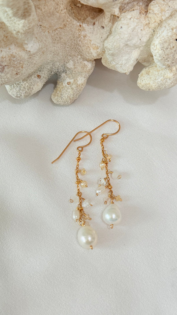 CELESTIAL drop earrings - Freshwater pearl