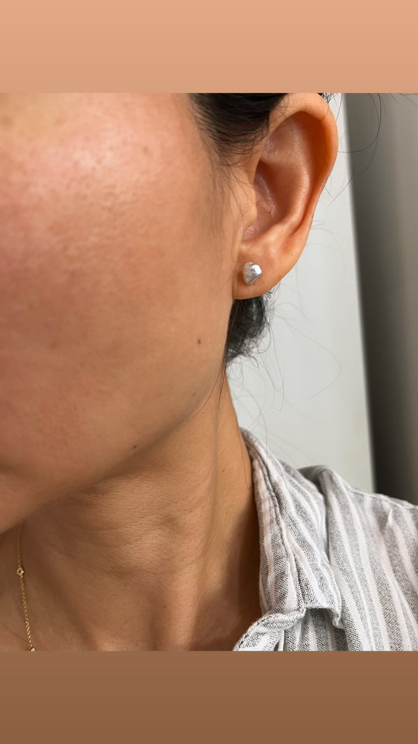 Tahitian Keshi studs - 4mm silver