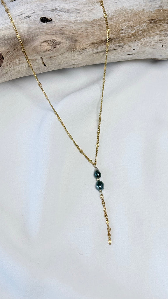 Double peacock keshi lariat