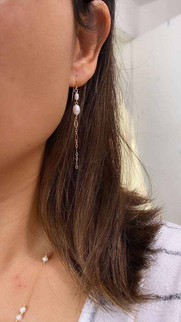 CELINE drop earrings - Freshwater keshi