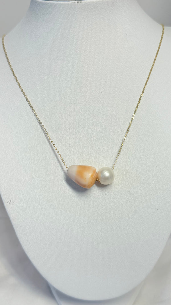 Floating Cone Shell x Pearl necklace