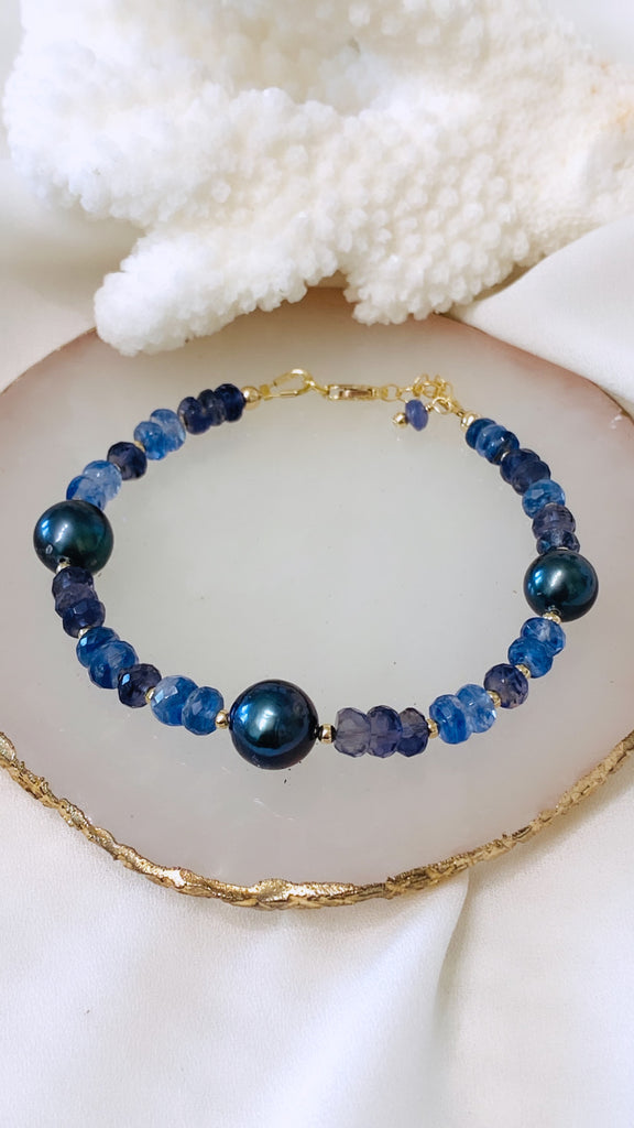 ATHENA pearl bracelet