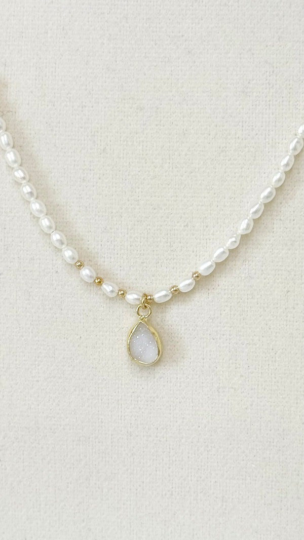 Freshwater keshi x Druzy charm necklace