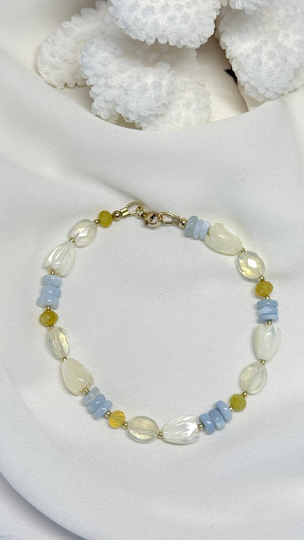 Buff n Blue 5 Pikake bracelet