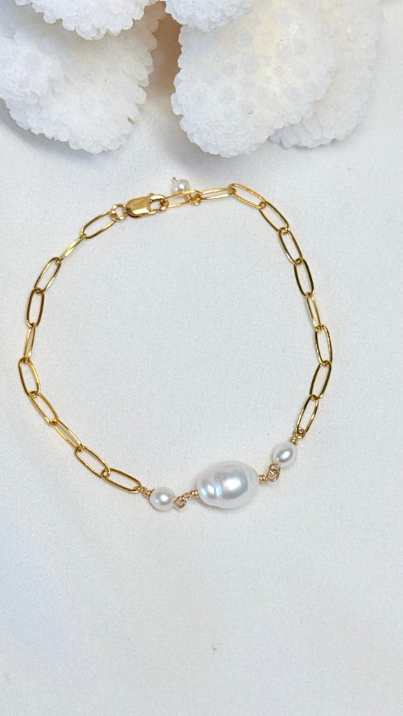 STELLA bracelet - White South Sea