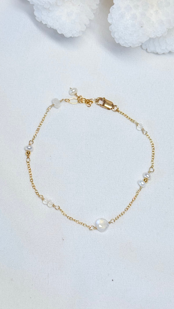 Tulum bracelet - Rainbow moonstone