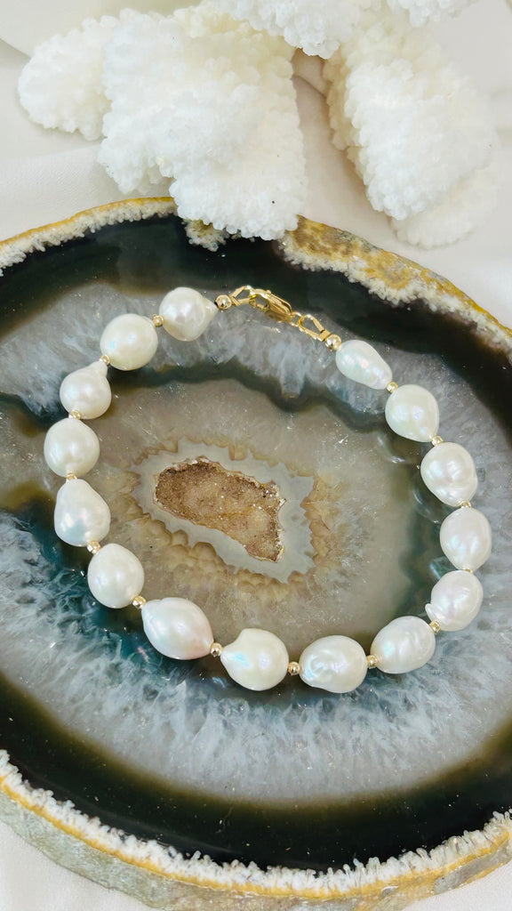 Full Freshwater pearl bracelet