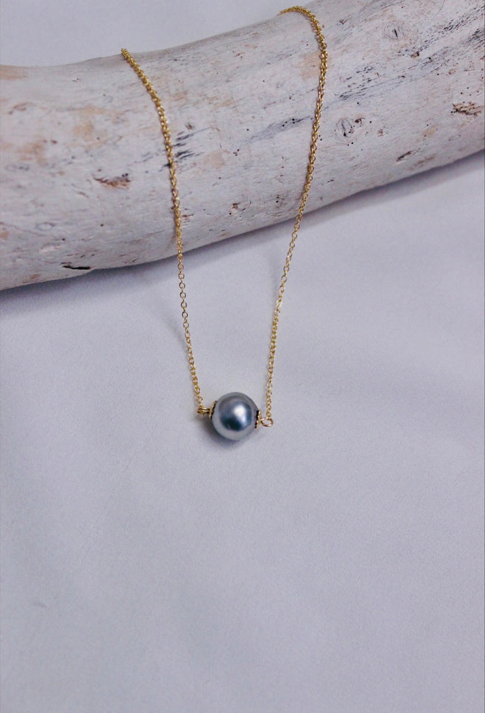 Silver Tahitian pearl necklace
