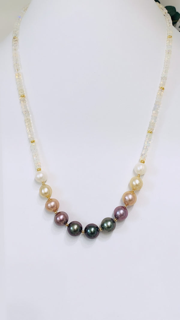 ARIEL necklace - Rainbow pearls