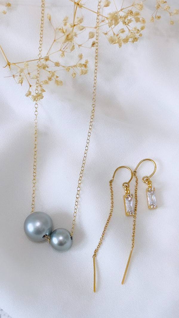 Duo pearl necklace