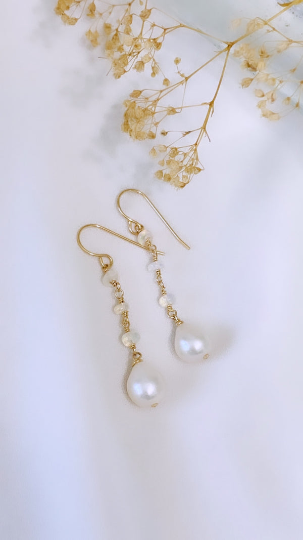 Sasha earrings - Freshwater pearl