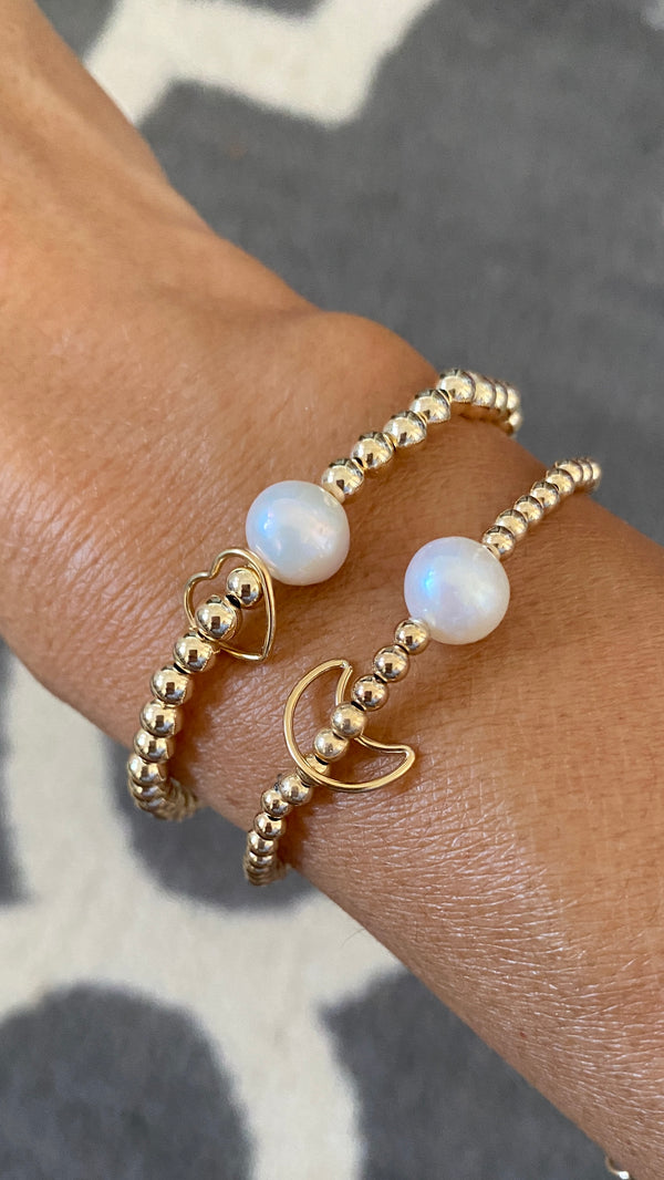 Stretch pearl x charm bracelet - 4mm