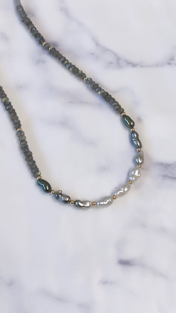 ARIA necklace - ombre Keshi