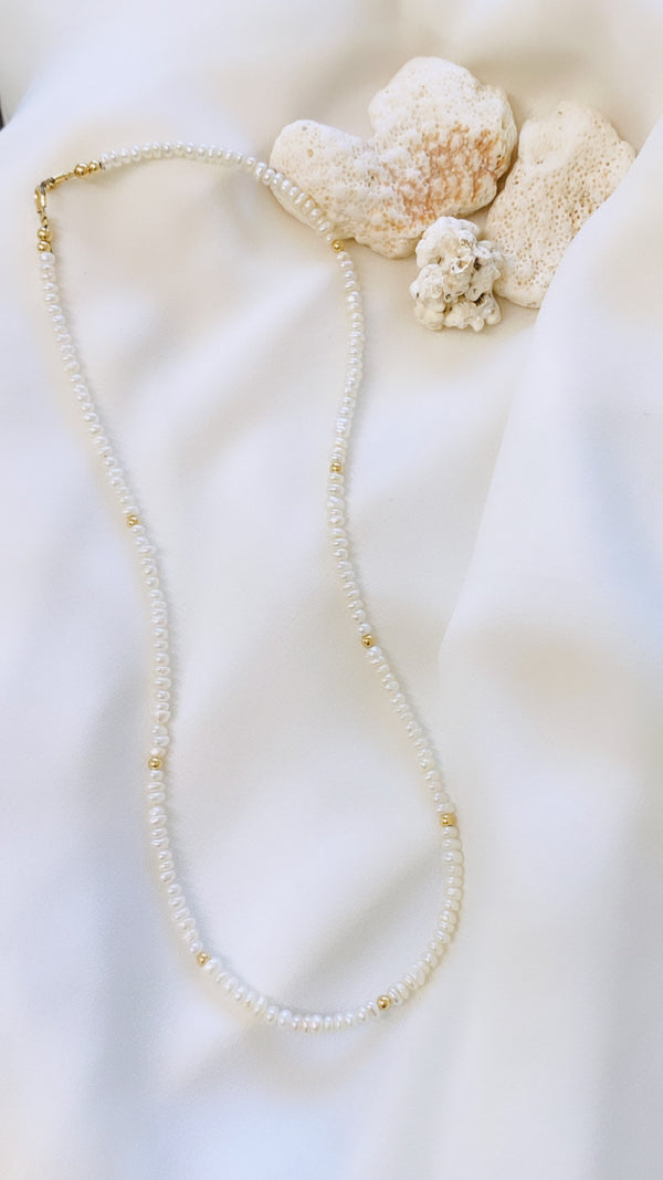 Freshwater pearl layering necklace