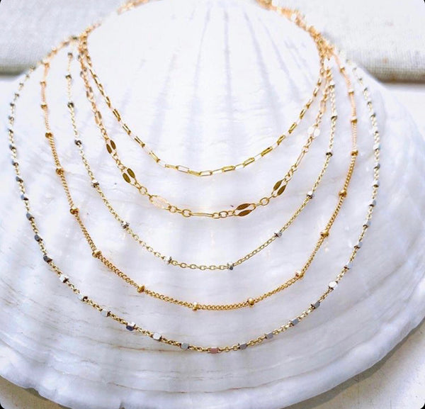 Gold layering necklace