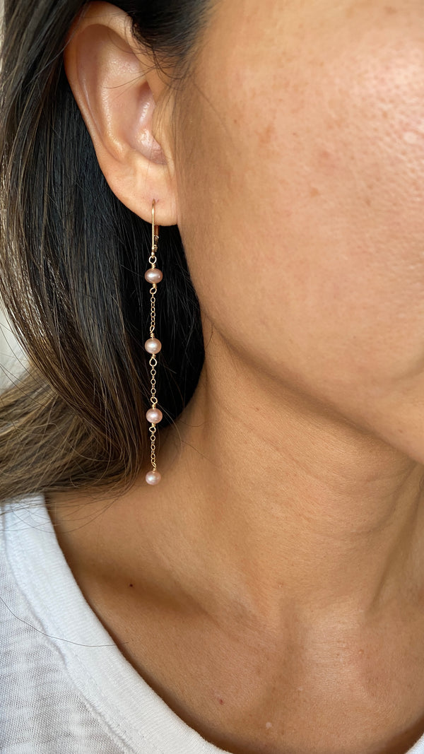 Edison Keshi drop earrings